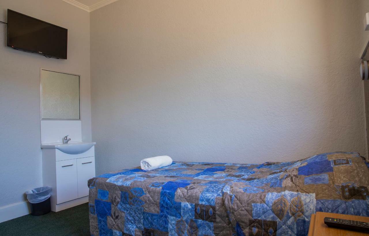 Criterion Hotel Gundagai Esterno foto