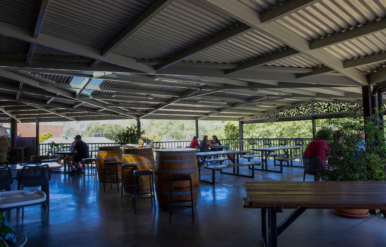 Criterion Hotel Gundagai Esterno foto