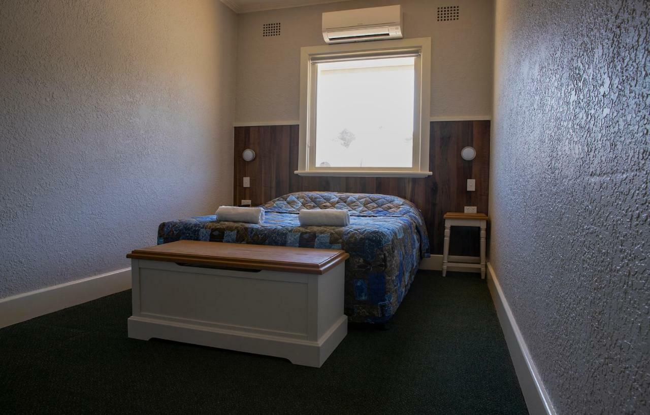 Criterion Hotel Gundagai Esterno foto